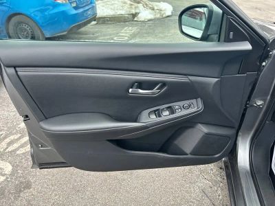 2024 Nissan Sentra SV - Photo 13