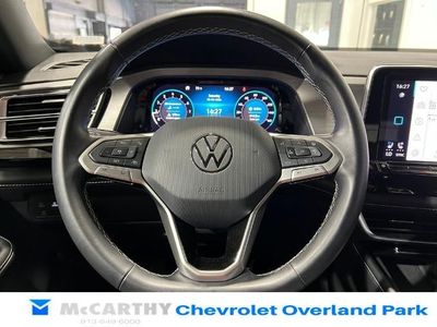 2024 Volkswagen Atlas Cross Sport — photo 12 view