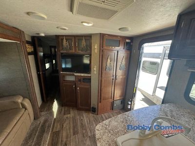 2018 Keystone RV Passport — photo 11 view
