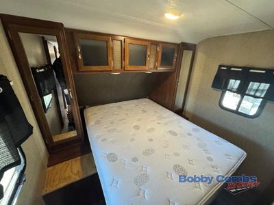 2018 Keystone RV Passport — photo 12 view