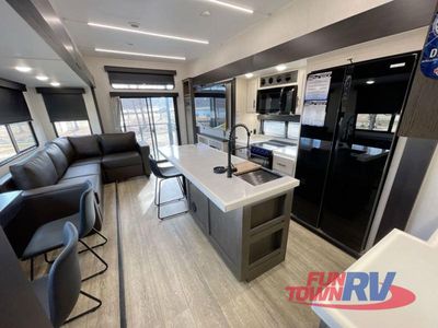 2025 Forest River RV Cherokee Arctic Wolf Suite - Photo 12