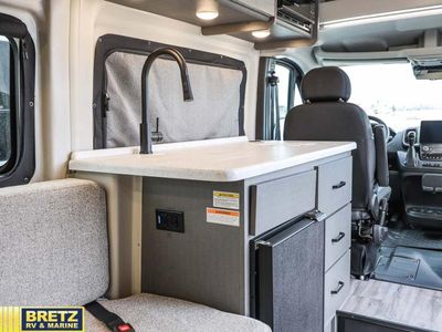2026 Thor Motor Coach Tellaro Sport — photo 21 view