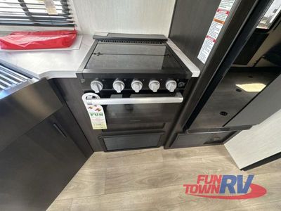 2025 Forest River RV Vengeance Rogue SUT — photo 19 view