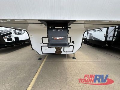 2025 Forest River RV Vengeance Rogue SUT — photo 8 view