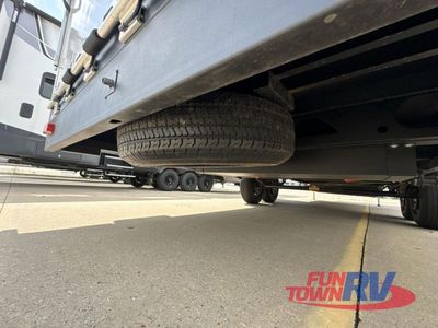 2025 Forest River RV Vengeance Rogue SUT — photo 15 view