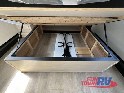 2025 Forest River RV Vengeance Rogue SUT — photo 36 view