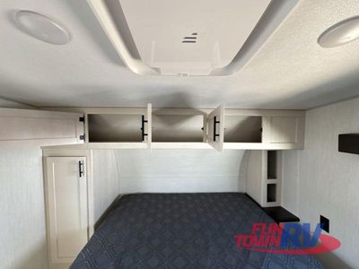 2025 Forest River RV Vengeance Rogue SUT — photo 37 view