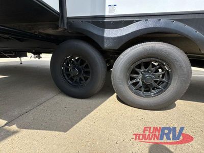 2025 Forest River RV Vengeance Rogue SUT — photo 10 view