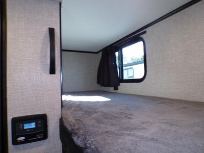 2022 Jayco Jay Feather - Photo 32