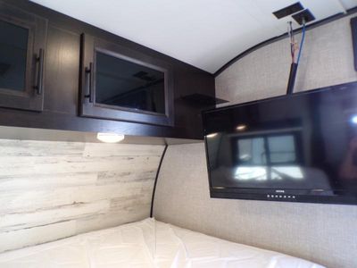 2022 Jayco Jay Feather - Photo 38
