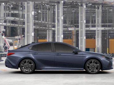 2026 Toyota Camry - Photo 14