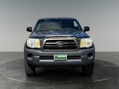 2007 Toyota Tacoma — side profile view
