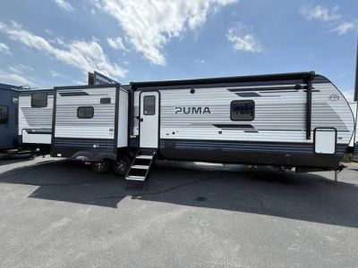 2027 Palomino PUMA 32BHFS — front three-quarter view