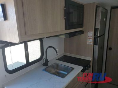 2026 Dutchmen RV Kodiak — engine compartment view