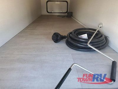 2026 Dutchmen RV Kodiak — photo 11 view
