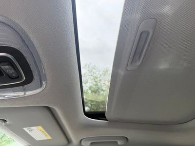 2025 Hyundai Elantra — photo 28 view