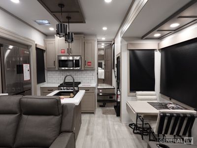 2026 Grand Design Momentum M Class - Photo 7
