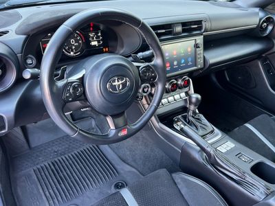 2024 Toyota GR86 - Photo 13