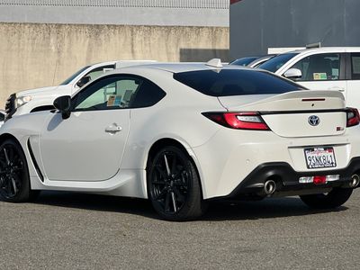 2024 Toyota GR86 - Photo 6
