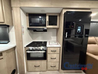 2026 Grand Design Imagine XLS - Photo 14