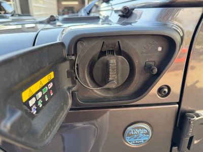 2021 Jeep Wrangler 4xe - Photo 11