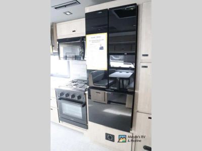 2026 Grand Design Lineage Series F - Photo 30