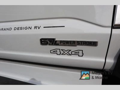 2026 Grand Design Lineage Series F - Photo 14
