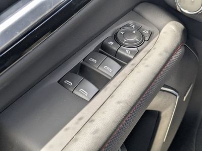 2026 Chevrolet Suburban — photo 20 view