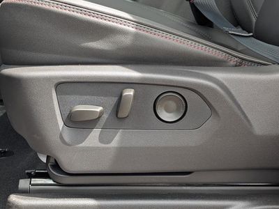 2026 Chevrolet Suburban — photo 19 view