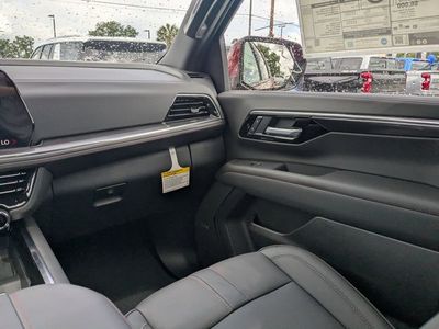 2026 Chevrolet Suburban — photo 17 view