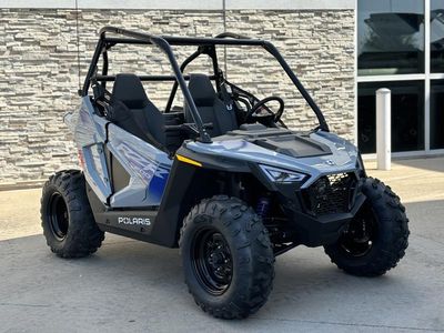 2026 Polaris Z26HCA18A4 - Photo 2