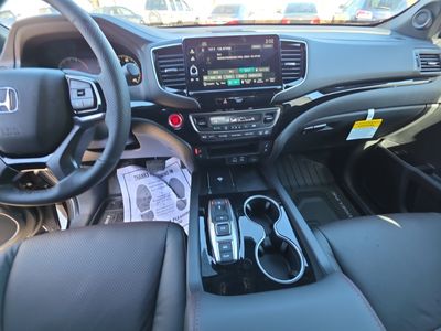 2026 Honda Ridgeline — photo 13 view