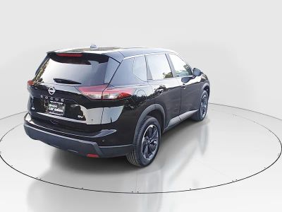 2024 Nissan Rogue — photo 7 view