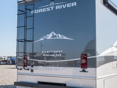 2026 East to West Bravado - Photo 44