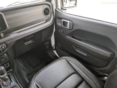 2024 Jeep Wrangler - Photo 16