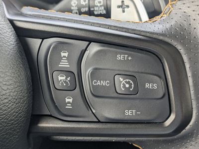 2024 Jeep Wrangler - Photo 25