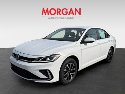 2026 Volkswagen Jetta - Photo 3