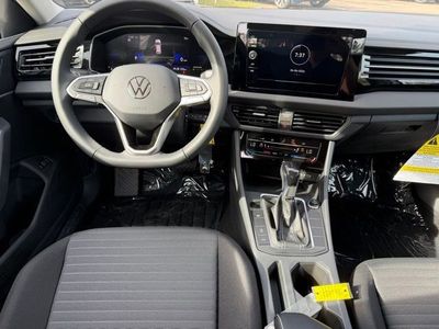 2026 Volkswagen Jetta - Photo 10