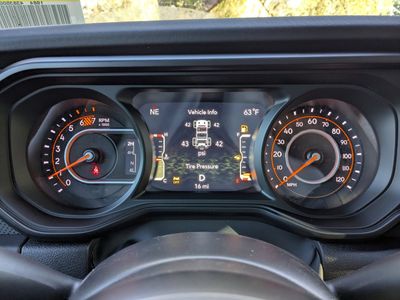 2026 Jeep Wrangler — photo 26 view