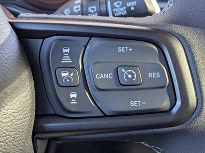 2026 Jeep Wrangler — photo 25 view