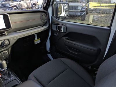 2026 Jeep Wrangler — photo 17 view