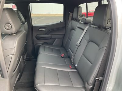 2026 GMC Canyon - Photo 15