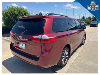 2018 Toyota Sienna - Photo 5