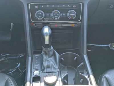 2023 Volkswagen Atlas — photo 13 view