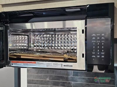 2026 Grand Design Lineage Series F — photo 30 view