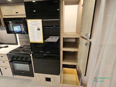 2026 Grand Design Lineage Series F — photo 35 view