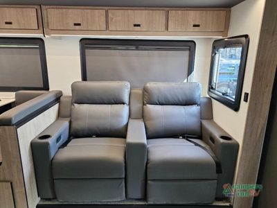 2026 Grand Design Lineage Series F — photo 42 view