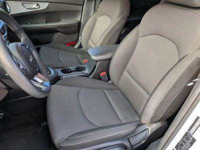 2023 Kia Forte — photo 25 view