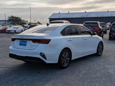 2023 Kia Forte — detail view