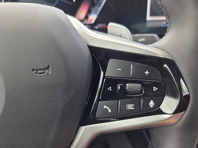 2025 BMW 2 Series — photo 17 view